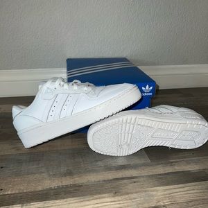 Adidas Rivalry Low Sneakers